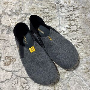 Xero Pagosa barefoot slip on shoes men